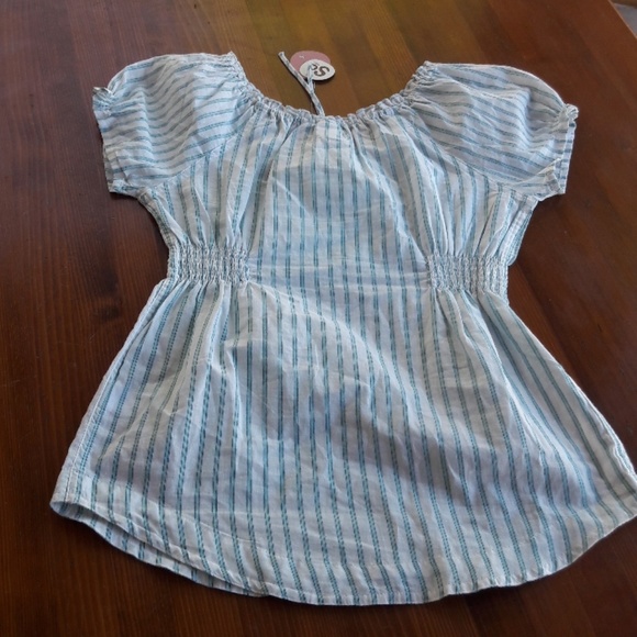 New top - Picture 4 of 7